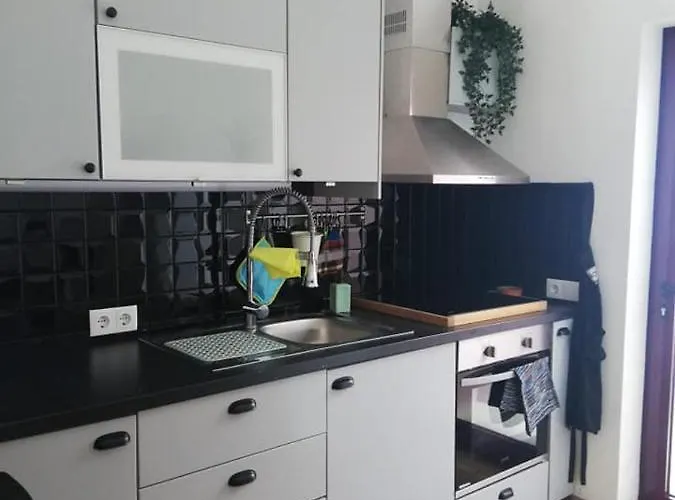 Casa Da Canada Da Faja